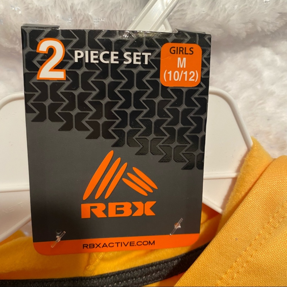 NWT - Girls RBX Sweatshirt & Leggings - Yellow Matching Outfit w/ Rainbow Heart - Picture 10 of 16